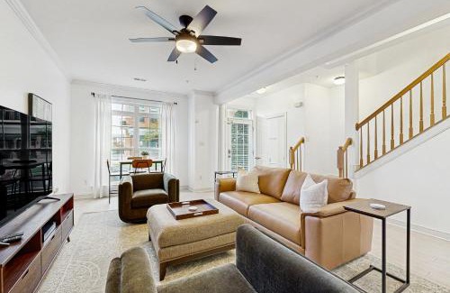 Villages of Five Points House | The Villages of Five Points - 17405 N Village Main Blvd