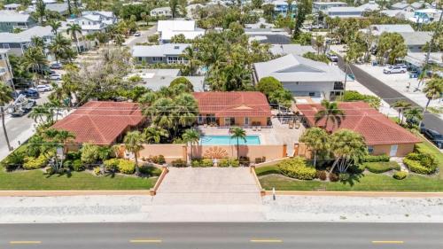 Holmes Beach Villa | The Villas 2A