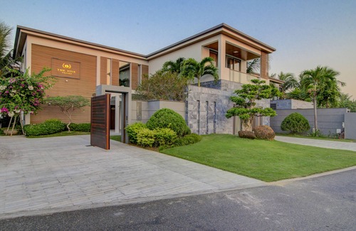 Ngu Hanh Son Villa | The villas Catalan - Beachforn - VIP