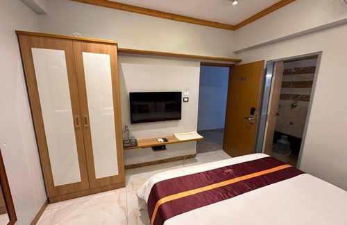 Thiruthani Hotel | THE VP RESIDENCY TOWERRS