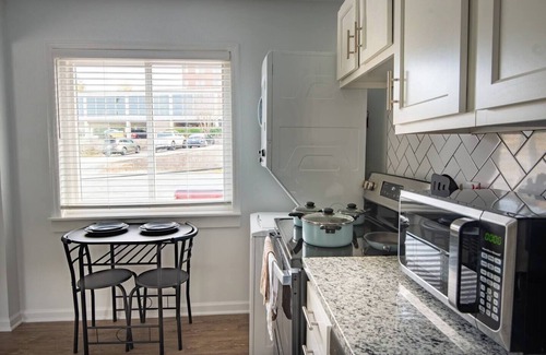 Five Points South Condo | The Vulcan Octoplex - 8 Private Units/WiFi/Parking