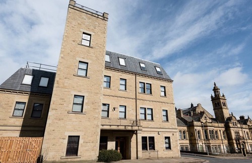 Halifax Apartment | The Wainhouse Apartment 209