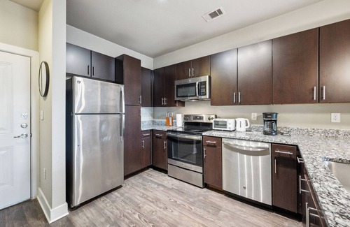 South Arlington Apartment | The Watson 278 I Spacious 1 Bed 1 Bath