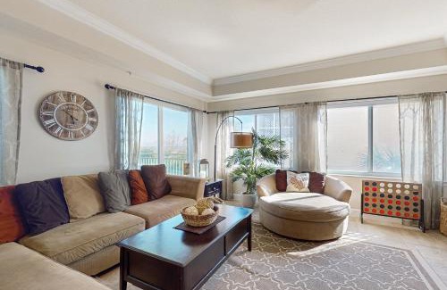New Smyrna Beach Apartment | The Wave 202