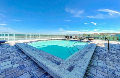 New Smyrna Beach Apartment | The Wave 202