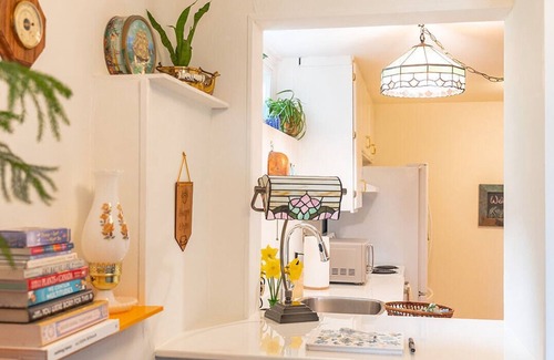 Chemainus Apartment | The Wayward Inn