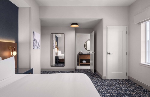 Lindenwald Hotel | The Well House Hamilton, Tapestry Collection By Hilton