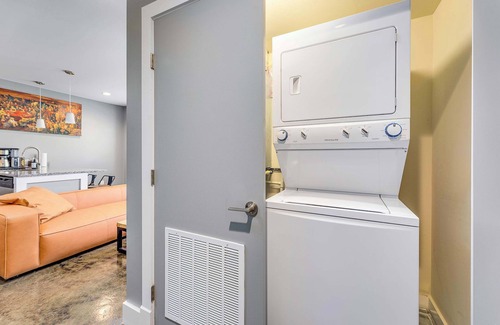 Roanoke Apartment | The West End Flats Downtown Free Parking
