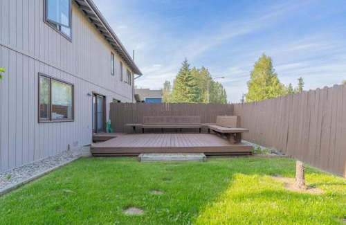 College House | The Westside Garay Townhome