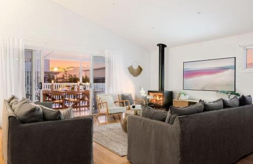 Gerringong House | The White Haven of Gerringong