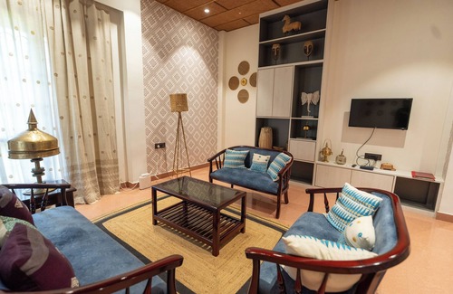 Jorhat Hotel | The White Villa A unit of Rupohi Assam