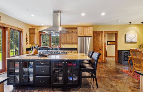 Porcupine Park House | The Wildwood Lodge - Big Sky