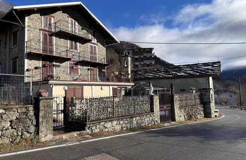Ala di Stura Apartment | The Wing's Nest