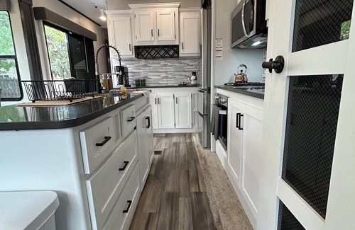 Prosser House | The Wino Wagon in Downtown