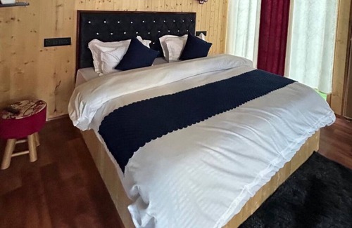 Banjar Cottage | The Woodnest - Serene Wooden Suite with Jacuzzi & Mountain Views - Luxe Retreat