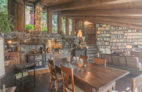 Faggeto Lario Villa | The Writer's Nest Waterfront Villa by Rent All Como