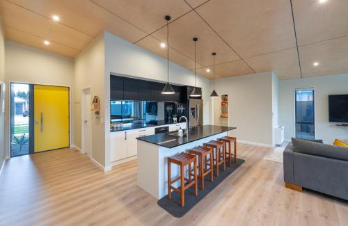 Lake Hawea House | The Yellow Door at Lake Hawea