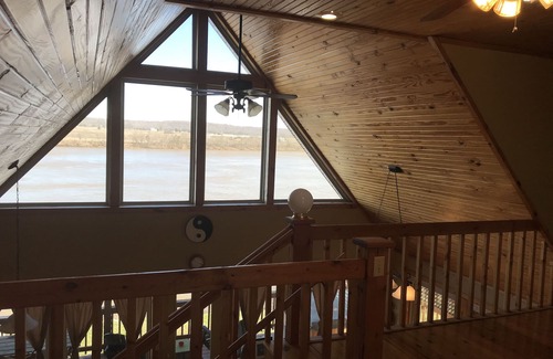 Magnet Cabin | The Yin-Yang: sleep six comfortably!