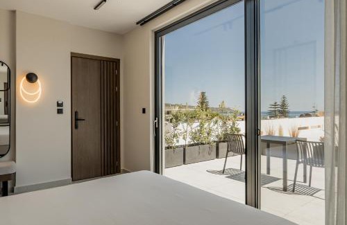 Kato Stalos Apartment | Thelèsi Apartments, 100m from the beach