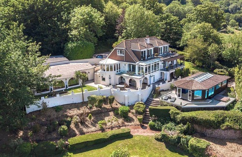 Torquay Cottage | There are too many facilities at Cliff Lodge to list… from pool to hot tub.