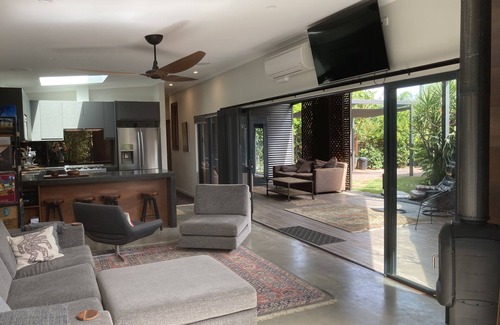 Maida Vale House | thespaceperth- the funkiest bali style villa in Perth