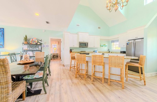 Sea Palm Village House | THIS CHARMING Island home was once featured in Parade of Homes and you'll discover why immediately!