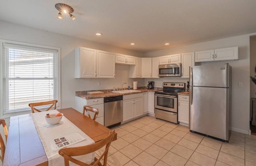 Marion House | This house is a 2 bedroom(s), 1 bathrooms, located in Marion, IN.