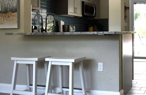 Park East House | This house is a 3 bedroom(s), 1 bathrooms, located in Sarasota, FL.