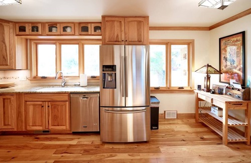 Sheridan House | This house is a 3 bedroom(s), 2 bathrooms, located in Sheridan, WY.