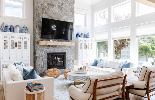 Southwest Mission House | This house is a 3 bedroom(s), 3.5 bathrooms, located in Kelowna, BC.