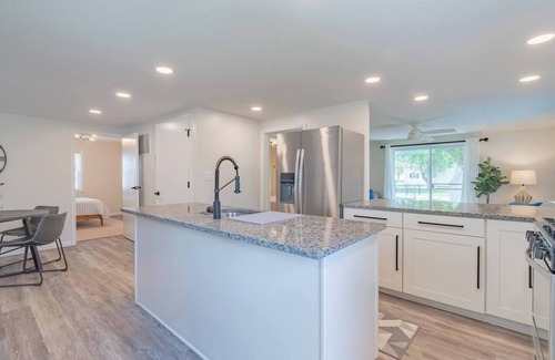 Marion House | This house is a 3 bedroom(s), 2 bathrooms, located in Marion, IN.