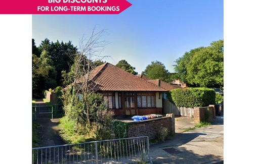 Ipswich House | This house is a 6 bedroom(s), 2 bathrooms, located in Suffolk, England.