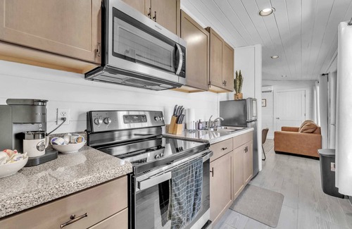 South Pittsburg Cabin | This is IT Cabin with a hot tub, fire pit, & indoor pool!