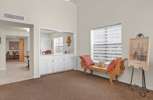 El Paso House | This is The Lynn in the Heart of Kern