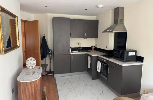 Saltaire Village Apartment | This serviced apartment is a 1 bedroom(s), 1 bathrooms, located in Shipley, England.