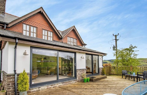 Llangurig Cottage | This stunning property, in the village of Llangurig, is perfect for exploring this beautiful area.