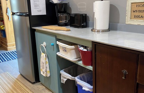 Port Burwell Apartment | This unit sleeps 5 in two bedrooms and is a quick walk to the beach.