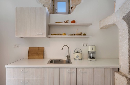 Sternes Villa | Tholos Cottage, fully renovated house inside Sternes, 15 min drive from Chania