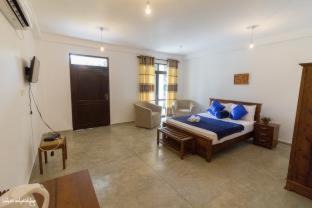 Gomagoda Bed & Breakfast | Thomasz Lodge