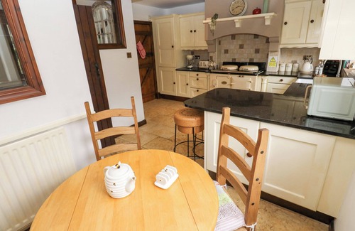 Emley Cottage | THORNCLIFFE LANE GUEST HOUSE, pet friendly, with open fire in Emley
