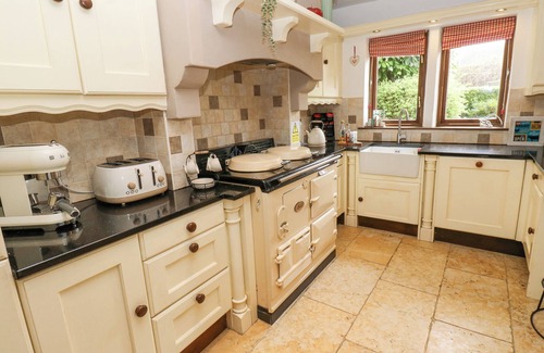 Emley Cottage | THORNCLIFFE LANE GUEST HOUSE, pet friendly, with open fire in Emley