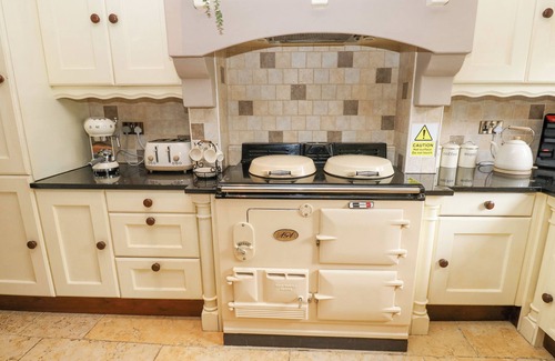 Emley Cottage | THORNCLIFFE LANE GUEST HOUSE, pet friendly, with open fire in Emley