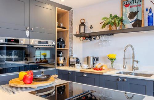 Bishops Tawton House | Thorncliffe Mews
