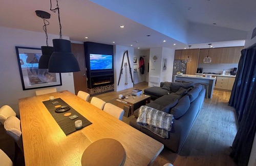 Thredbo Apartment | Thredbo Penthouse Aprmt (suitable for 2 families)