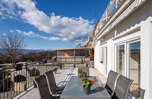 Kostrena Apartment | Three bedroom apartment with terrace and sea view Kostrena, Rijeka (A-14285-a)
