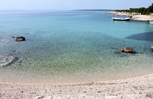 Lun Apartment | Three bedroom apartment with terrace and sea view Lun, Pag (A-9395-a)