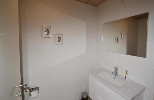 Silkeborg House | Three-Bedroom Holiday Home In Silkeborg