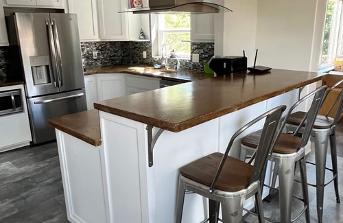 Summit Park House | Three bedroom home near the University of New Mexico and heart of Albuquerque