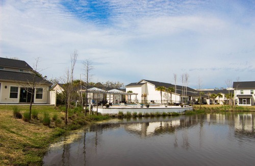 Epworth Acres House | Three-bedroom luxury near all the island has to offer!