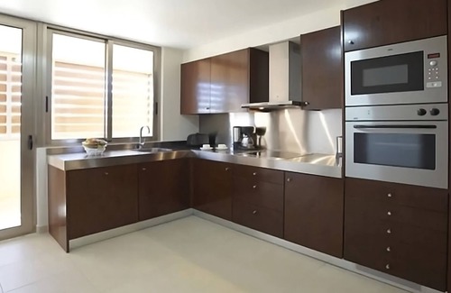 Salgados House | THREE Comfortable 2BR Villas, Private Pool, Full Kitchen and Pet-friendly!
